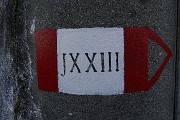 12 Seguire i segnali bianco rossi 
